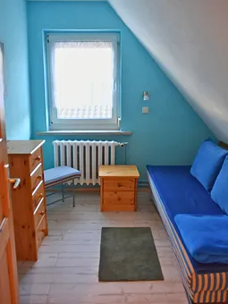 FeWo Knuth - Couch kann zur 2-Bett Liege ausgeklappt werden