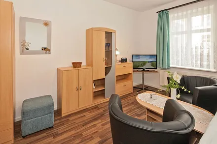 Wohnraum mit Schlafcouch