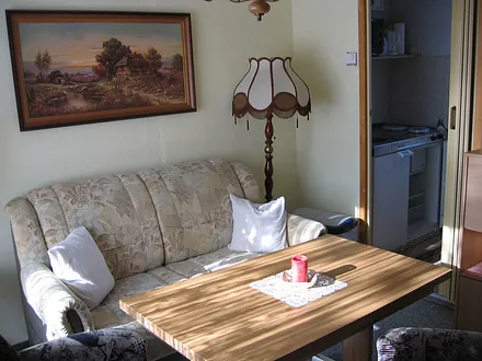 Wohnzimmer und Küche