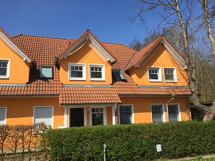 Eingang Bernsteinpark 21, Wohnung Parterre rechts