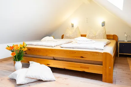 Dachboden (Paradies für Kinder oder Junggebliebene - Stehhöhe 1,80 m)