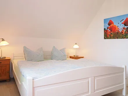 Geräumiges Schlafzimmer - auch mit kleinen Kindern