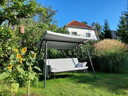 Ihr Platz im idyllischen Garten