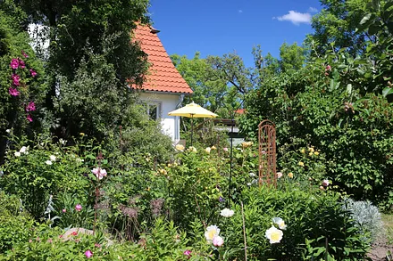 Gartenein- und -ausblicke