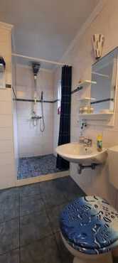 Bad mit Seniorengerechter Dusche