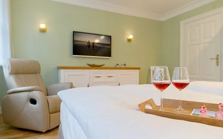 1. Schlafzimmer mit Doppelbett