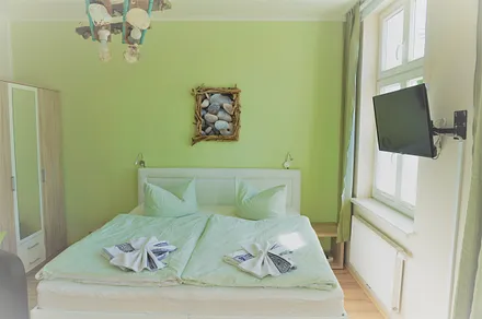 Doppelbett, Breite 1,80m, mit Komfortliegehöhe