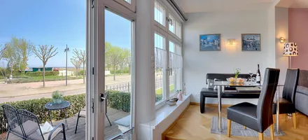 Essbereich mit Terrasse