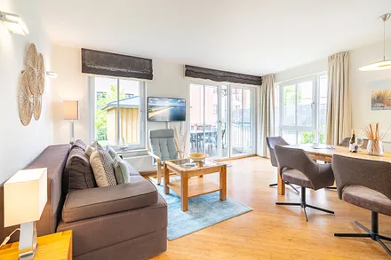 Wohn- und Essbereich mit Terrasse