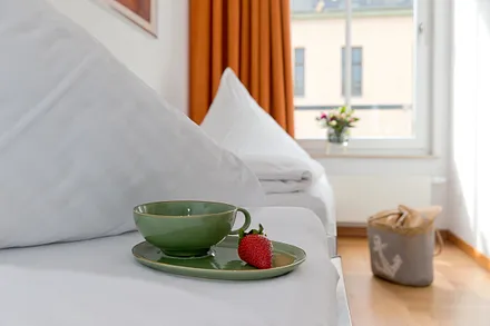 Beide Schlafzimmer sind zusätzlich mit einem Flat-TV ausgestattet.