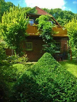 Ostsee-Pension Ansicht vom Parkbereich