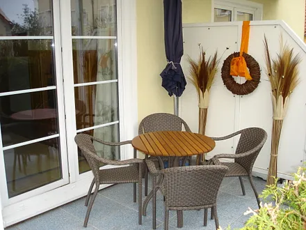 Überdachte Südterrasse 