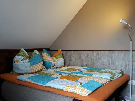 Schlafcouch für 2 Personen mit Visco - Topper ( Auflage) schön weich...