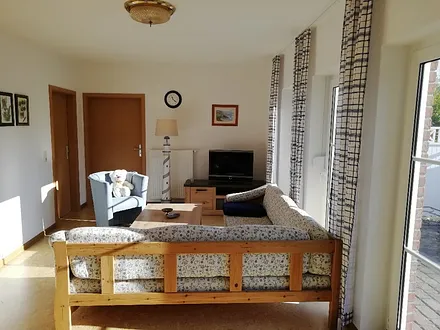 gemütliche Fernsehecke im EG