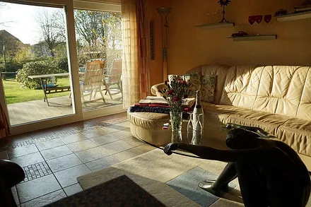 Wohnzimmer mit integrierter Küche