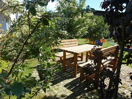 1 sehr schöner Grillplatz neben dem Spielplatz