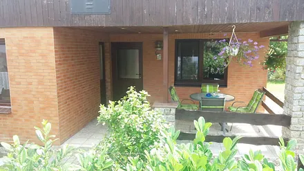 mit Grillmöglichkeit