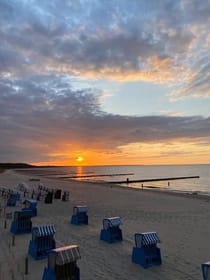 die Strandkörbe sind schon da ...