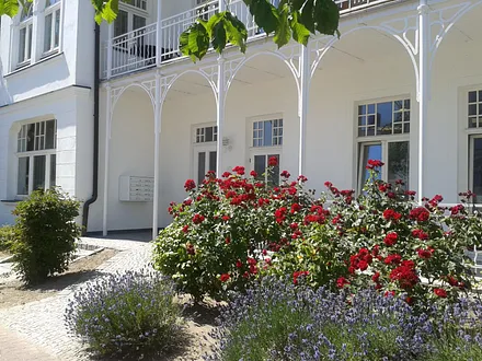 Eingang Villa 'Metropol'