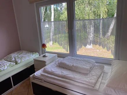 kleines Schlafzimmer ( Kinder )                                                                                                