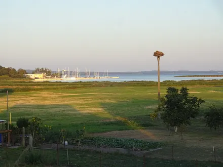 Blick vom Balkon auf das Achterwasser
