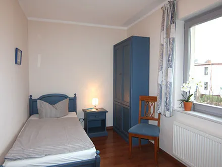 2 Schlafzimmer mit 2 Einzelbetten