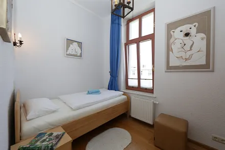 Schlafzimmer mit Einzelbett