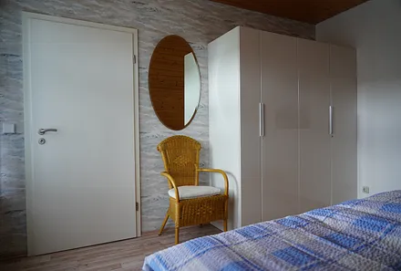 Großes Schlafzimmer