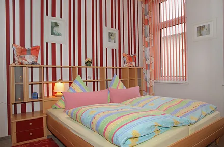 Schlafzimmer linke Seite