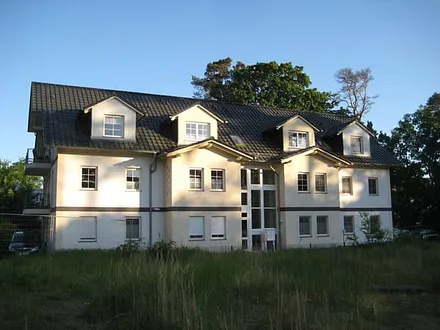 Aussenansicht/Eingangsbereich