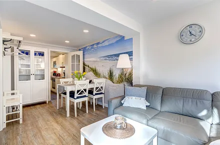 Wohnzimmer mit Essplatz