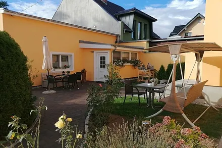 Zugang zur FeWo über die Terrasse