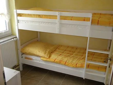 Schlafzimmer mit Etagenbett