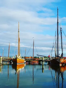 15 Gehmin. zum Hafen