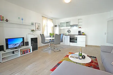 Wohnzimmer mit Küchenzeile