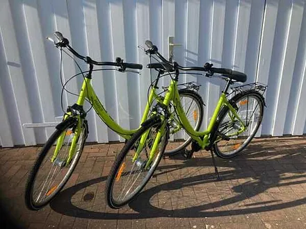 2x 28er Damenfahrräder  für 10,00€ / Fahrrad für den gesamten Aufenthalt