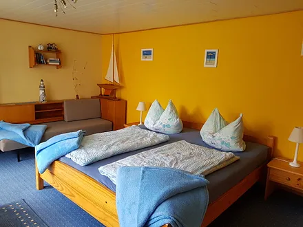 Schlaf- und Wohnzimmer