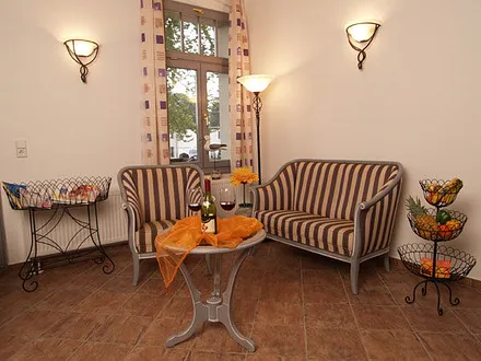 gemütliches Wohnzimmer ohne  Aufbettung