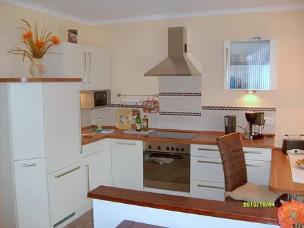 Komplett ausgestattete Küche