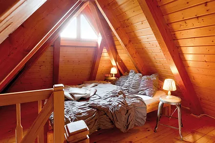 Schlafzimmer 2 im Spitzboden