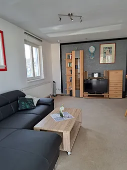 Wohnzimmer mit Pantry 24,64 m2 Doppelbettcouch  ausziehbar