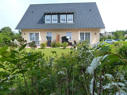 Haus D Außenbereich mit Grillmöglichkeit