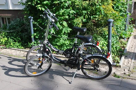 Zwei Fahrräder frei zur Verfügung 