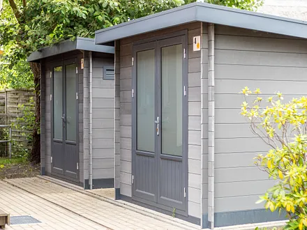 Ferienhaus Residenz zu den 3 Tannen Zingst ... eigener Schuppen für Fahrräder, Fahrradanhänger und Strandutensilien ...