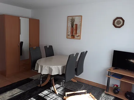 Wohnzimmer wird z.Z. neu eingerichtet