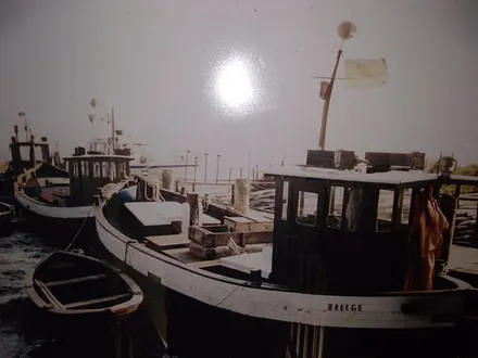 Alte Fischerei Kutter am Hafen von Breege