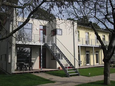 Ansicht Hofseite mit den Zugängen der Ferienwohnungen