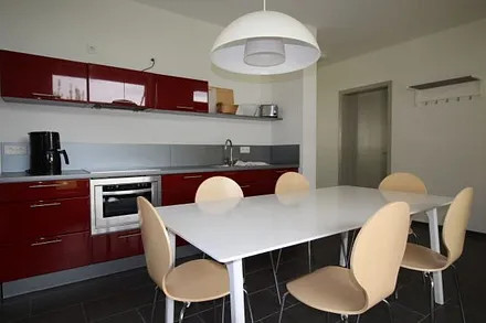 Küche mit Platz für 6 Personen