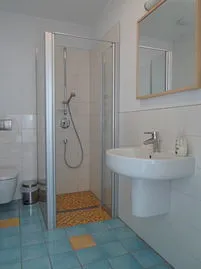 Bad mit Dusche