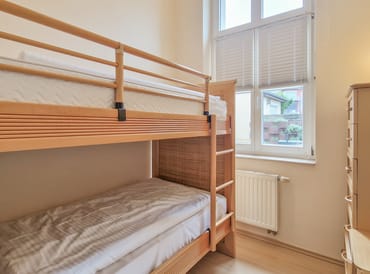 Schlafen 3 mit Etagenbett